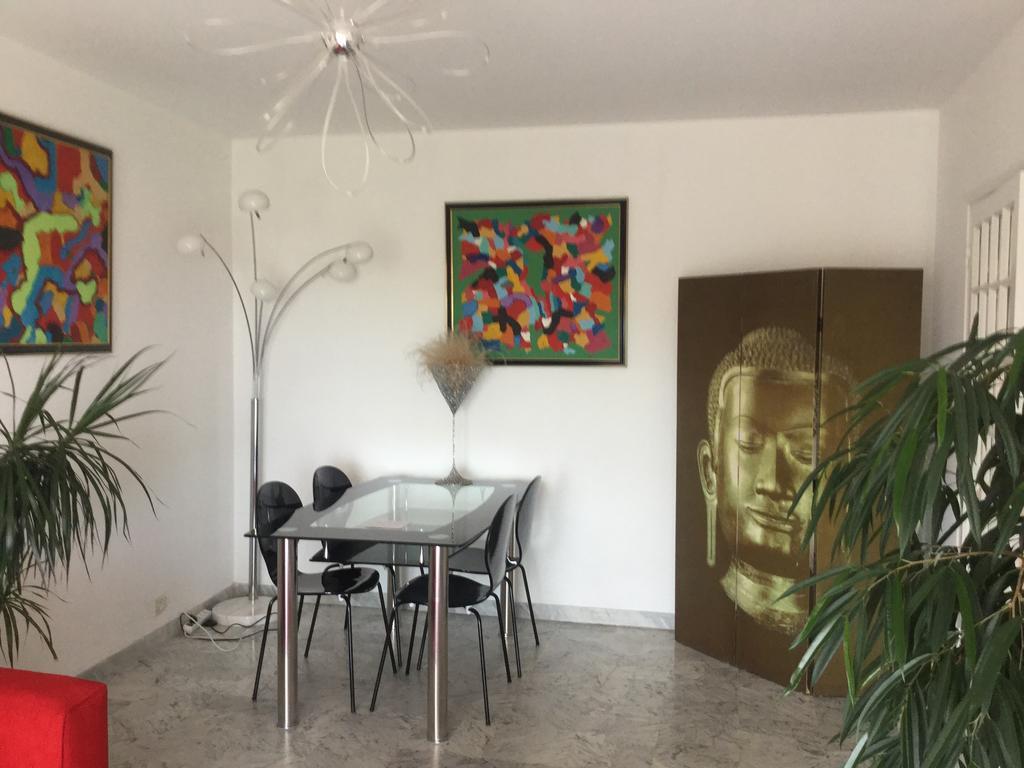 Les Argonautes Apartman Villeneuve-Loubet Szoba fotó
